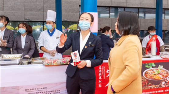 科發(fā)會展黨支部組織開展“車展先鋒黨員行動”主題黨日活動